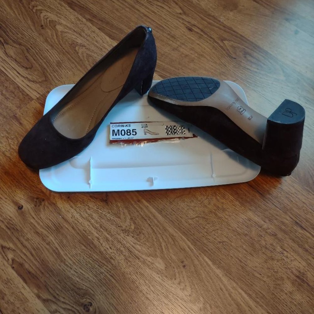 Donald Pliner Suede Block Heel Shoes